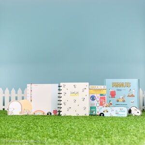 Peanuts Celebrate The Seasons - Be Happy Box